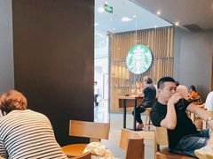 大堂-星巴克臻选(周浦万达店)
