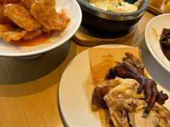 -关东小磨东北菜(上海长风大悦城店)