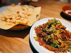 -半步颠小酒馆(繁花中心)