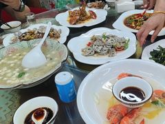 -望海潮海鲜店 特色家常菜(在海一方店)