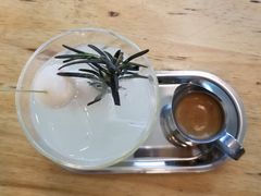 -无牌咖啡&酒馆