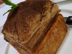 火山灰溶岩西多士-君德澜酒家·创意粤菜(金山谷店)