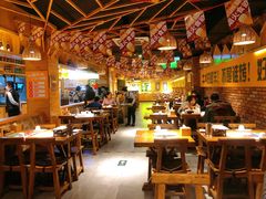 大堂-平娃三宝烧烤·面食(南小街店)