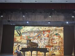 -上海市虹口区青少年活动中心(欧阳路)