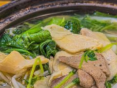 -丽虹云南过桥米线(兴工街店)