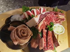 -铭牛烧肉·和牛海鲜自助(高新月牙湖店)