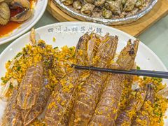 -四川小胡子海鲜(丁村万人海鲜广场店)