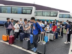 -夏山营地教育