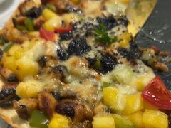 黑松露鳗鱼披萨-3号仓库·创意中国菜(新世界城店)