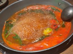 -野山舂·贵州现舂酸汤火锅(鸿通城店)