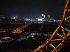-影汇之星8字形摩天轮