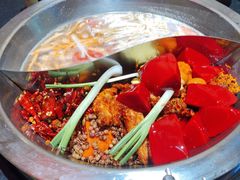 -四小区火锅·巷子里的重庆火锅(花照壁店)