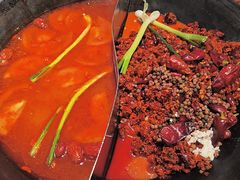 -周小明火锅(黑金冠社区店)