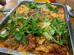 -在巷子里的烤肉店·螺蛳粉烤鱼·牛蛙(和美城店)