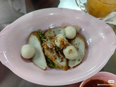 -榮泰米粉湯(Left Shop)