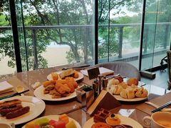 -上海佘山世茂艾美酒店