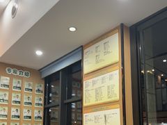 -半岛宠物医院24小时·内窥镜·牙科·碎石中心(府城大道店)