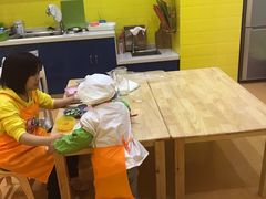 -想象乐创意早教托育中心(殷高西路店)