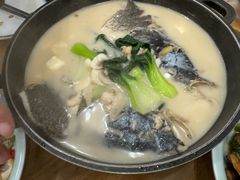 鱼头豆腐锅-丁记盐蘸牛肉·新杭菜(河东路店)