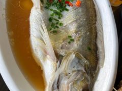 -七的湖·晚芳亭·阳澄湖农家菜·大闸蟹(莲花岛店)