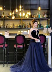 点击看大图 -艾米丽婚纱礼服