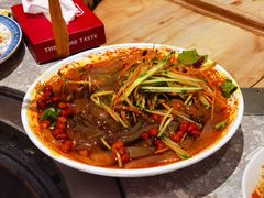 二胖爱吃的拉皮-二胖家铁锅炖大鹅(双井店)