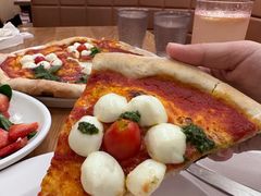 -城市大道红炉披萨烘焙坊