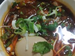 -薛记襄阳香辣牛肉面(平安路店)