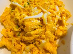 银鱼炒蛋-丫丫蟹庄·苏式园林农家乐·阳澄湖大闸蟹(阳澄湖莲花岛店)