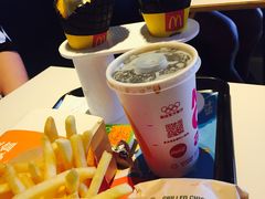 那么大圆筒-麦当劳(哈西万达店)
