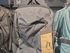 -迪卡侬(西三旗店)