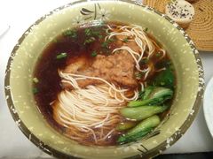 红烧大排面-京城小江南·北京烤鸭·江南土菜·白鱼(中关村店)