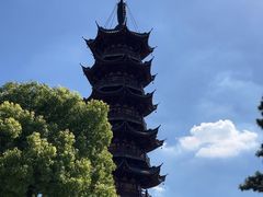 -龙华寺