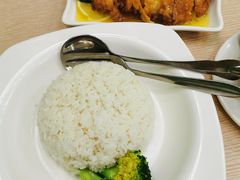 -佰搭果·广式茶餐厅(西华路店)