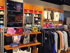 -王府井奥莱临潼小镇(临潼店)