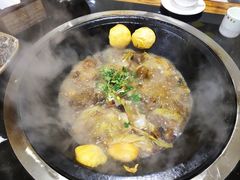 -山妹子铁锅炖