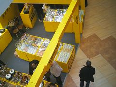 -王府井奥莱临潼小镇(临潼店)