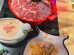 -谭公鱼头·鲜鱼火锅·小龙虾·江湖菜(秀沿路店)