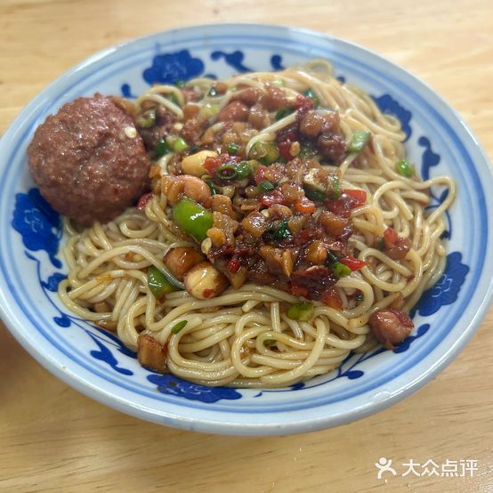 秦胖子肉坨良心店(红谷滩分店)