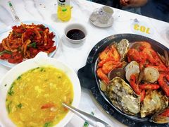 -巧克力渔家.小船海鲜胶东菜(万平口店)