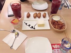 -必胜客(松雷店)