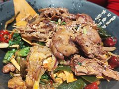 -风光老灶麻辣香锅(大成路翠微百货店)