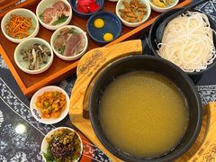 -桥香园过桥米线(国贸店)