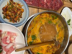 -黔诚多彩火锅(甲秀楼店)