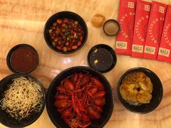 -巴厘龙虾·榜首油焖大虾(音乐学院·沿江酒馆店)