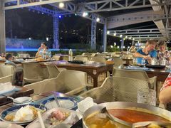 -渔家火锅·海鲜自助餐·演艺(亚龙湾天域酒店)