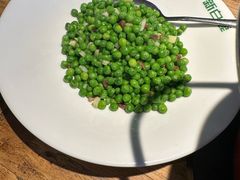 -新白鹿餐厅(银泰西湖文化广场店)