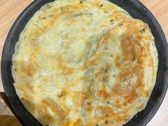 家常葱油饼-宏状元现熬粥·京味菜(三里河店)