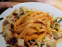 -味绝西面
