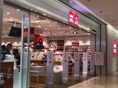 -名创优品(广东省广州琶洲保利广场店)